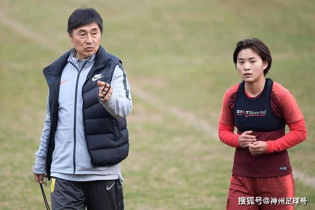 王思雨加盟山西女篮，四川女篮解散原班阵容，争冠新篇章开启！